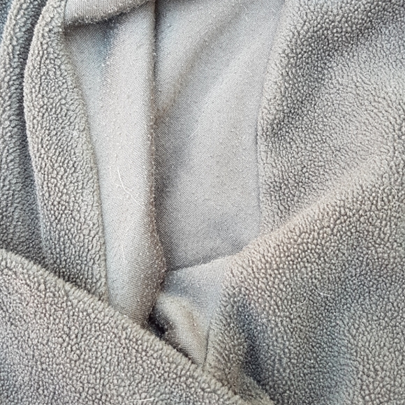 ๐พ3/$50๐พ MEC polar tech jacket (not waterproof) - Picture 4 of 9